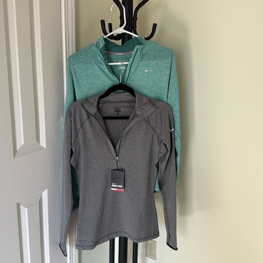 2 Womens Long Sleeved Nike Dri-fit Tops